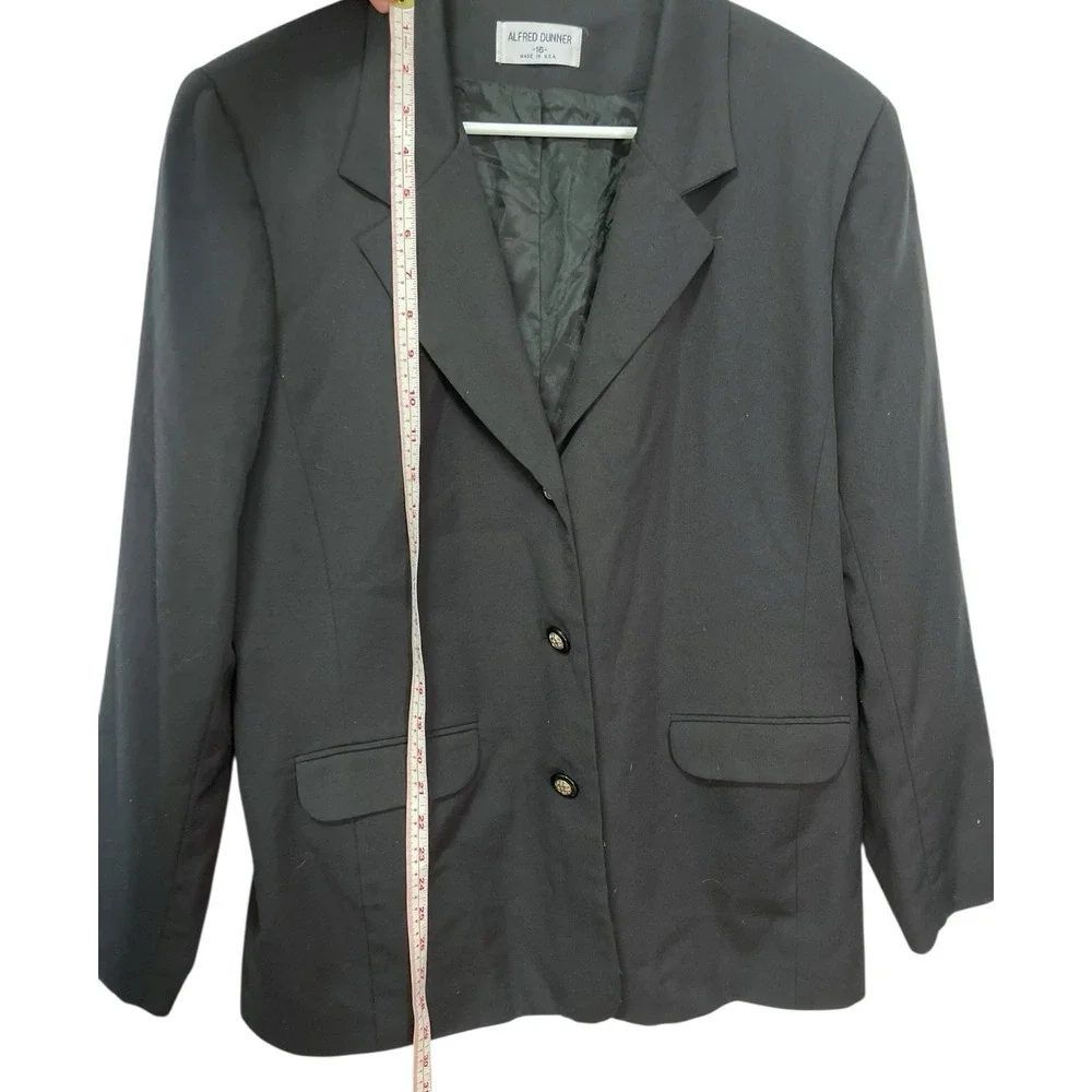 Alfred Dunner 16 Black Blazer‎ Three Button Flap Pockets Vintage Dark Academia